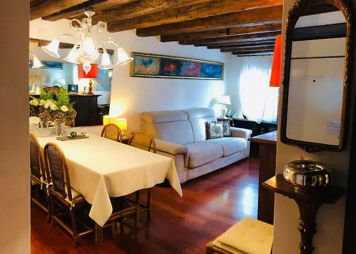 Apartment Luca's House *